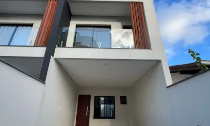 Última unidade de geminado para venda bairro Saguaçú - Agende sua visita!