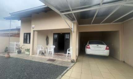 Casa com 1 Suíte + 2 Quartos localizado no bairro Boehmerwald