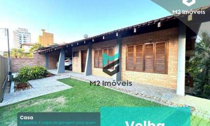 CASA COM PISCINA  UM VERDADEIRO PARAÍSO, NO BAIRRO VELHA BLUMENAU SC!
