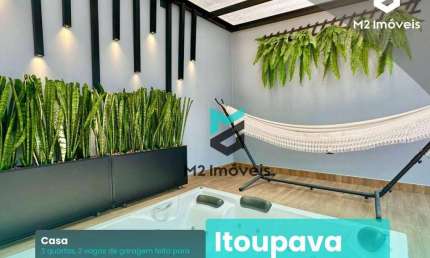 CASA 3 SUÍTES COM JACUZZI E VAGA LADO A LADO NA ITOUPAVA NORTE