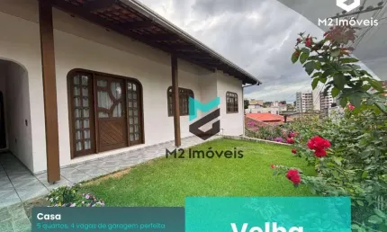 Surpreenda-se com esta casa plana no bairro água verde, com 3 quartos, suíte, churrasqueira a carvão e um gramado gigantesco nos fundos!   diferenciai
