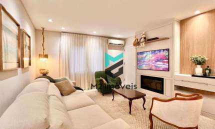 Encante-se: Casa com 3 Suítes, Totalmente Mobiliada, Vagas Cobertas para 5 carros, Ampla Área de Lazer com Churrasqueira, Piscina e Quintal!
