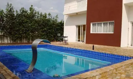 Casa para locação e venda no Condomínio Arujá Hills III
