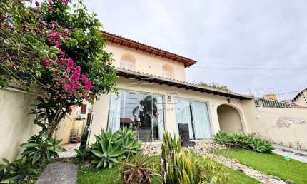 Casa com 4 quartos à venda na Rua Paula Ramos, 1028, Coqueiros, Florianópolis por R$ 2.620.000