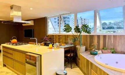 Apartamento com 3 quartos à venda na Abelarrdo Luz, 147, Estreito, Florianópolis por R$ 2.300.000
