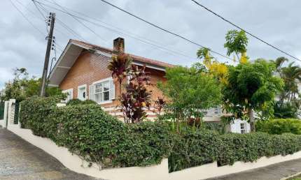Casa com 5 quartos à venda na Leo Vítor, 128, Itaguaçu, Florianópolis por R$ 1.650.000