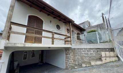 Casa com 4 quartos à venda na Rua Papa João Paulo I, 156, Coqueiros, Florianópolis por R$ 950.000