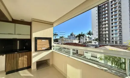 Apartamento com 3 quartos à venda na Rua Santo Antônio, 775, Barreiros, São José por R$ 789.000