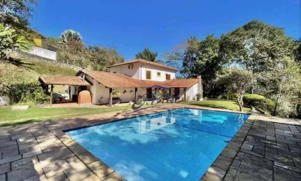 Casa com 3 quartos (1 suíte) à venda, 478 m² - Vila Real Moinho Velho - Embu das Artes/SP