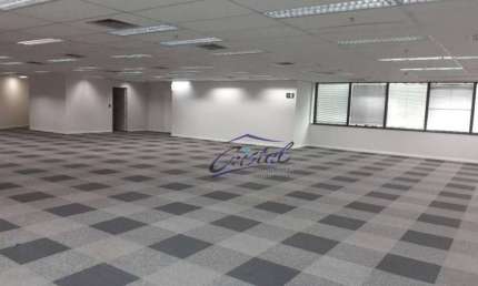 Conjunto 775 m² 13 banheiros 21 vagas 775 m²área útil 1.772 m²área total