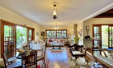 Casa com 4 quartos (1 suíte) à venda, 336 m²  - Fazendinha - Granja Viana - Carapicuíba/SP