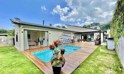 Casa térrea com 3 quartos (3 suítes) à venda, 277 m² - Granja Viana - Cotia/SP