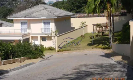 Casa com 4  quartos / suítes à venda, 264 m²  - Granja Viana - Carapicuíba/SP