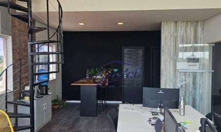 Sala comercial para alugar na Rua dos Manacás, 118, Granja Viana, Cotia