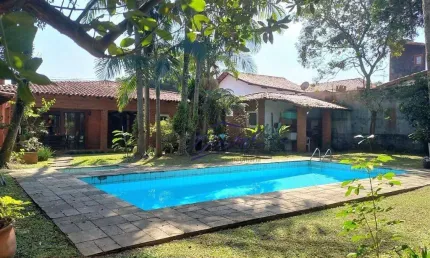 Casa com 3 quartos / suítes à venda, 250 m² - Jardim da Glória - Granja Viana - Cotia/SP
