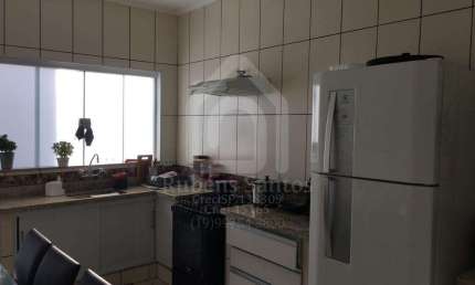 Ponto Comercial para Venda em Mogi Guaçu, Av. Brasil, 3 dormitórios, 1 suíte, 2 banheiros