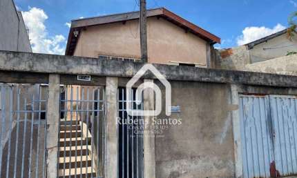 Casa para Venda em Mogi Guaçu, Jd. Itacolomy, 2 dormitórios, 1 banheiro, 2 vagas