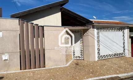 Casa para Venda em Mogi Guaçu, Parque dos Eucaliptos I, 2 dormitórios, 2 banheiros, 3 vagas