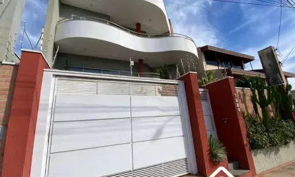Casa para Venda em Mogi Guaçu, Jd. Serra Dourada, 3 dormitórios, 1 suíte, 2 banheiros, 4 vagas