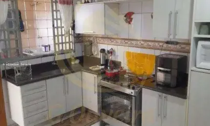Casa para Venda em Várzea Paulista / SP no bairro Parque Guarani