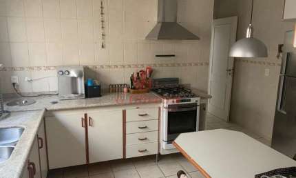 Sobrado para Venda ou locação em Jundiaí / SP no bairro Jardim Santa Teresa