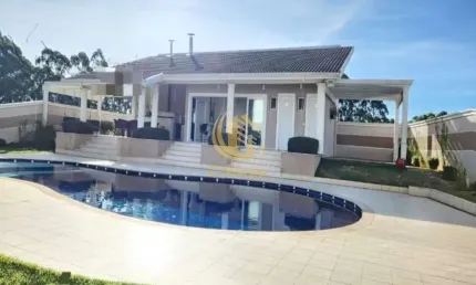 Imperdível: Casa em condomínio  com 3 quartos, 1 suíte e 8 vagas na Colinas de Inhandjara, Itupeva-SP!