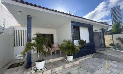 Casa com 3 dormitórios à venda, 179 m² por R$ 950.000,00 - Manaíra - João Pessoa/PB