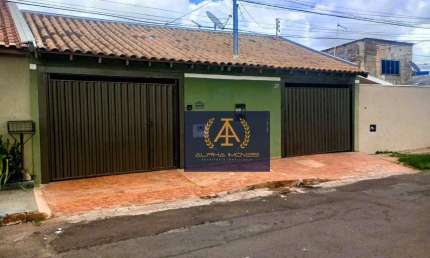 Casa com 2 quartos à venda na Rua das Tulipas, 27, Jardim Petrópolis, Campo Grande