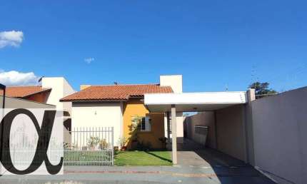 CASA CONDOMINIO FECHADO 3 QUARTOS  REGIÃO TIRADENTES