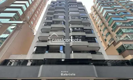 Segunda Quadra à venda, no Residencial Gabriele,  em Itapema, Meia Praia, com 3 quartos, 121m²