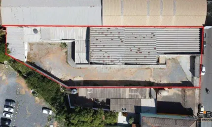 Galpão Comercial com aprox. 1.800m² na Av. Filinto Muller