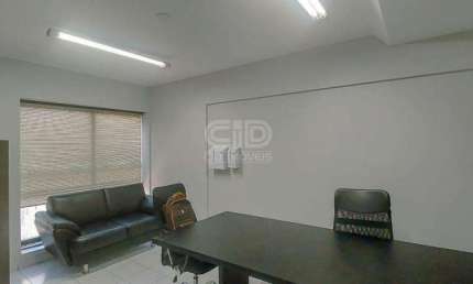 Sala Comercial Á Venda Mobiliada no Centro Empresarial Cuiabá