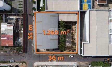 Imóvel com mais de 900 m² construídos, próximo a Av. Miguel Sutil