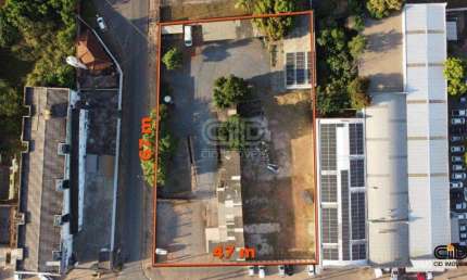 Terreno com mais de 3.000 m² na Av. Fernando Correa, próx. ao Viaduto do Parque Cuiabá