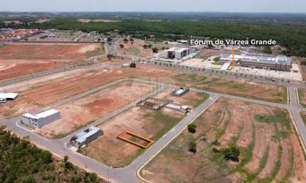 Terreno com 338m² no bairro Parque Genebra em Várzea Grande