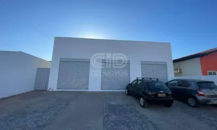 Salão comercial com aproximadamente 112m² no CPA II