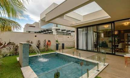 Casa em condomínio fechado com 3 quartos à venda no Jardim Itália, Cuiabá 