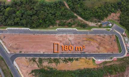 Terreno em condomínio fechado à venda no Ribeirão do Lipa, Cuiabá 