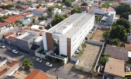 Prédio residencial com 61 apartamento próximo a UFMT