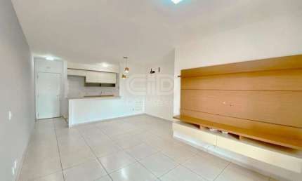 Apartamento Á Venda no condomínio Golden Green Residence