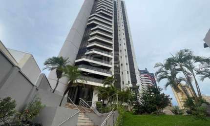 Apartamento semi-mobiliado á Venda com 4 quartos e 335m² no Ed. Saint Paul