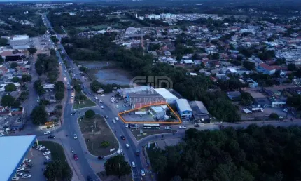 Casa comercial à venda no Parque Atalaia, Cuiabá 