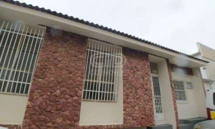 Casa Comercial com mais de 300m² construídos próximo a Energisa.