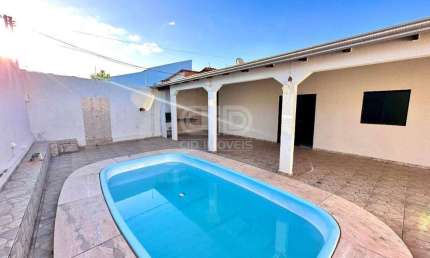 Casa com 3 quartos para alugar na Morada da Serra, Cuiabá 