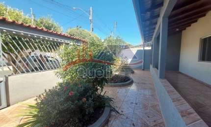 Casa com 4 quartos, 360m², à venda em Caldas Novas, Jardim Paraíso