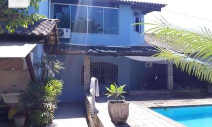 Casa Padrão para Venda em Taquara Duque de Caxias-RJ