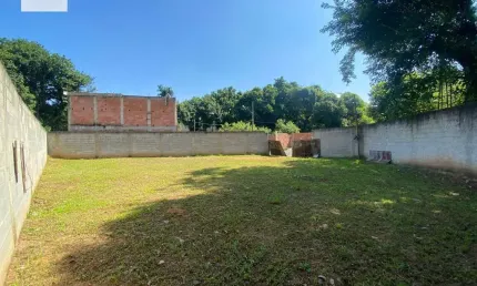Terreno à venda na Rua Lamarão, Vila Santa Alice, Duque de Caxias