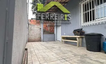 Taquara (Duque de Caxias) casa 3 quartos com garagem.