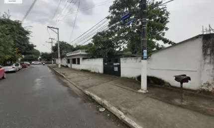 Casa Padrão para Venda em Vila Santa Cruz Duque de Caxias-RJ