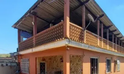 Casa Padrão para Venda em Taquara Duque de Caxias-RJ